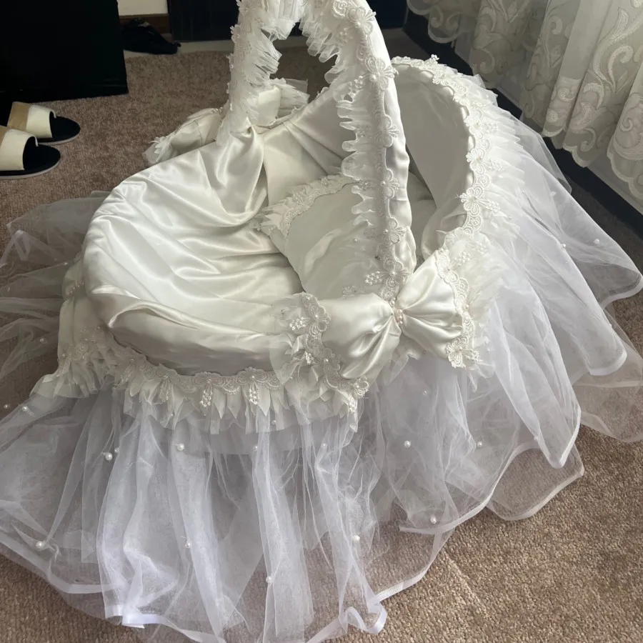 سبد نوزاد