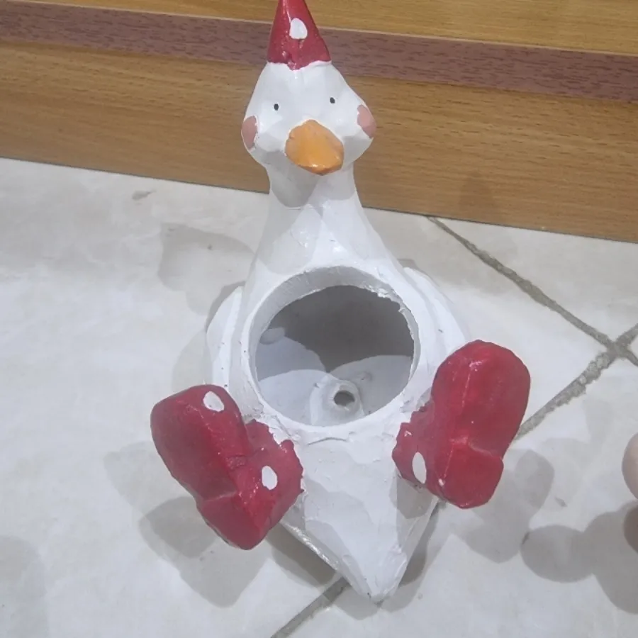 جا قلمی یا لوازم آرایشی