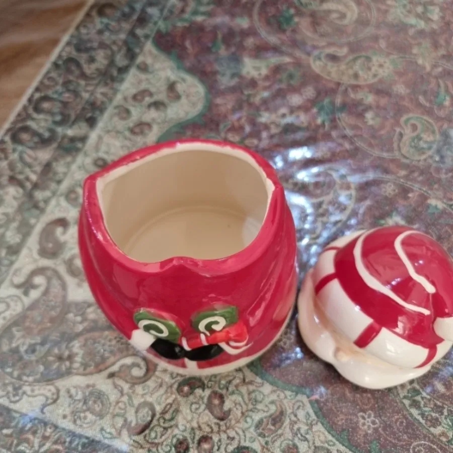 شکلات خوری بابا نویل