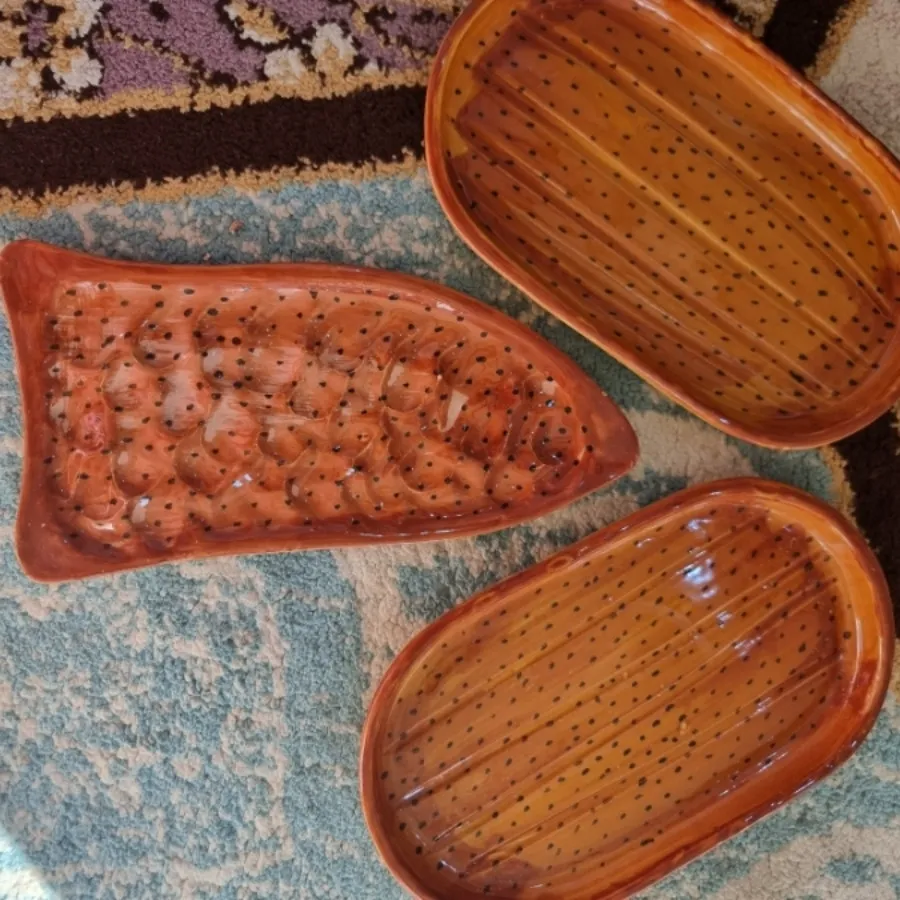 دیس نان بربری و سنگک