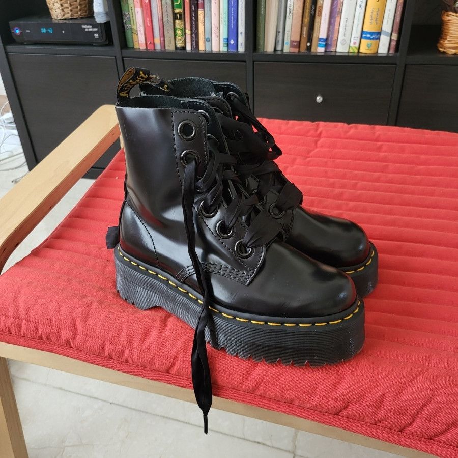 بوت دکتر مارتینز