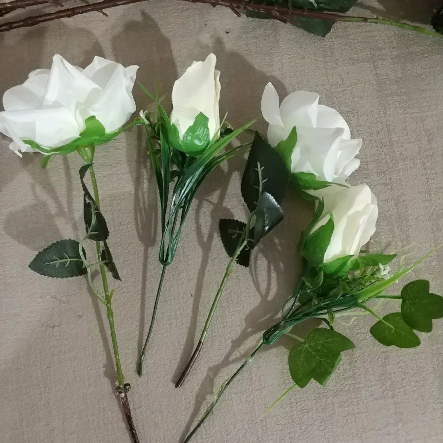 گل رز مصنوعی سفید