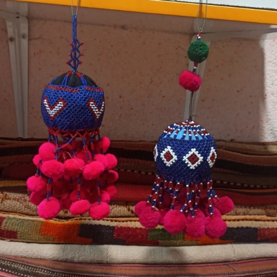آویز سنتی