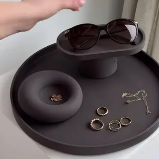 استند جواهرات و عینک