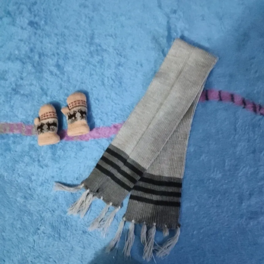 ست دستکش و کلاه زمستانه