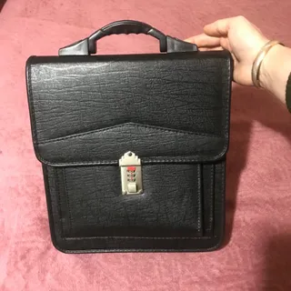 کیف اداری