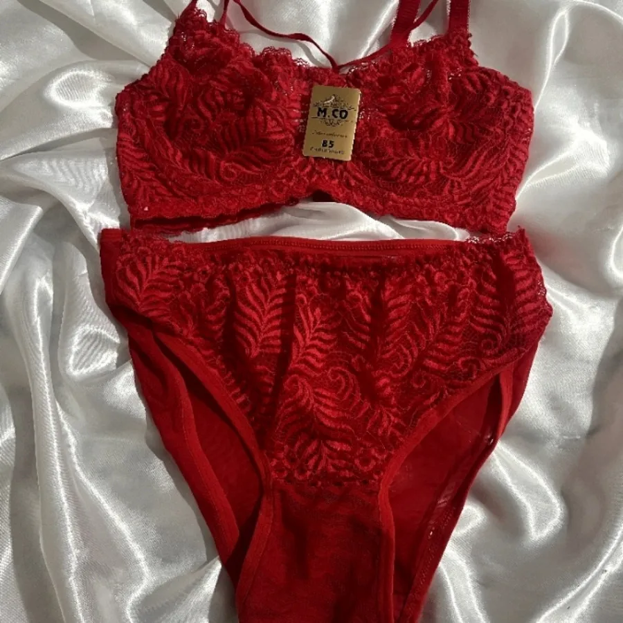 ست شورت سوتین