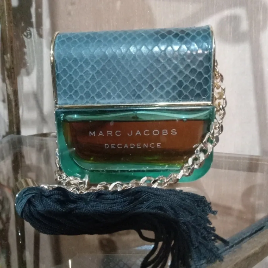 عطر Marc jacobs