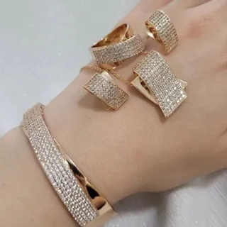 سرویس طلا