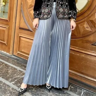 شلوار دامنی ساتن پلیسه