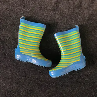 بوت بچگانه