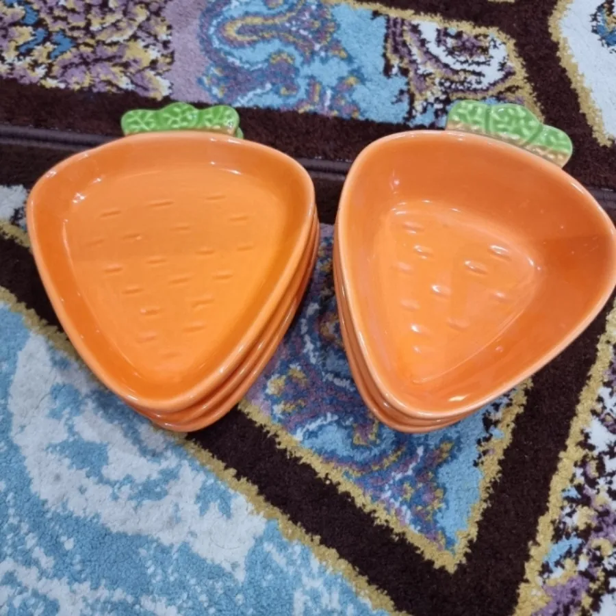 بشقاب و کاسه هویجی