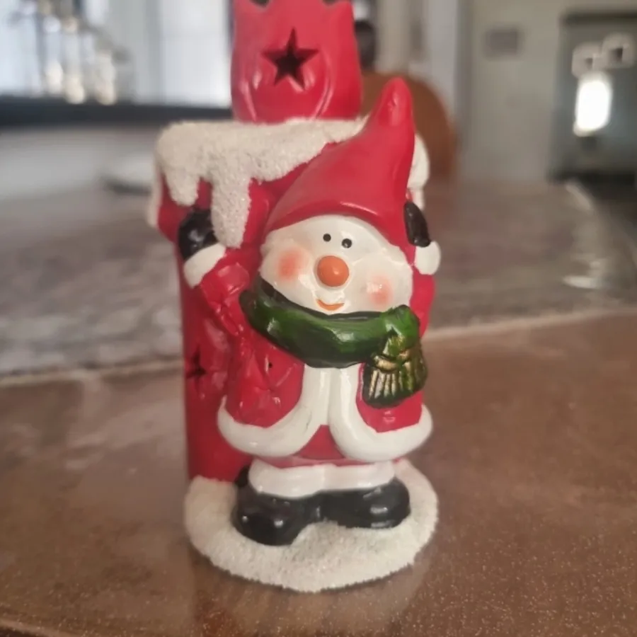 مجسمه طرح ادم برفب