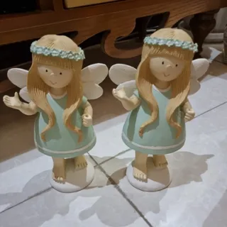 مجسمه دو دختر