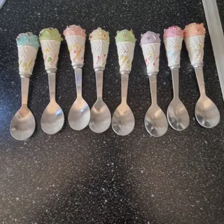 قاشق بستنی خوری