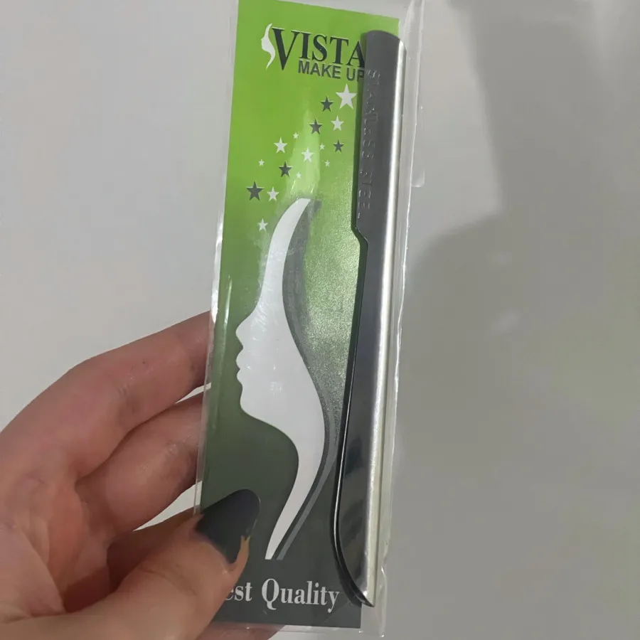 محفظه تیغ اصلاح صورت