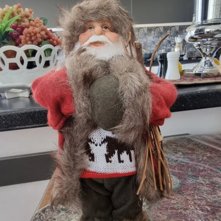 مجسمه بابا نویل