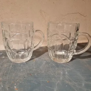 لیوان بزرگ عینکی