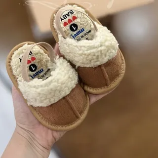 پاپوش بچگانه