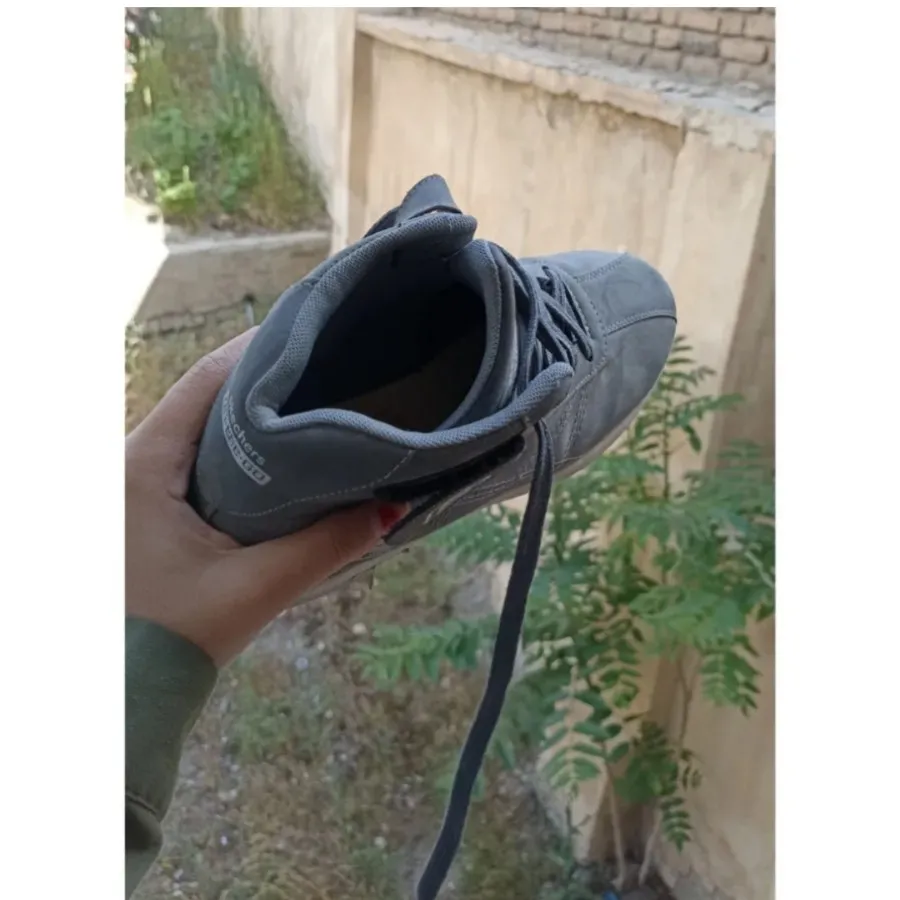 کفش اسکیچرز