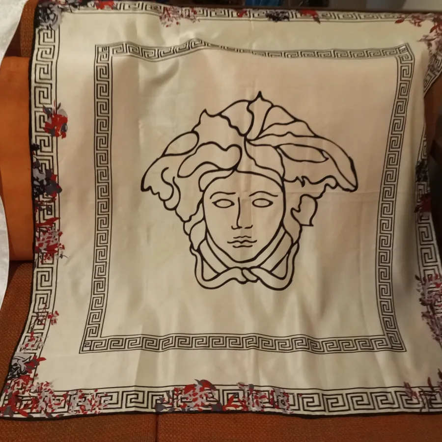 روسری ورساچه ابریشم