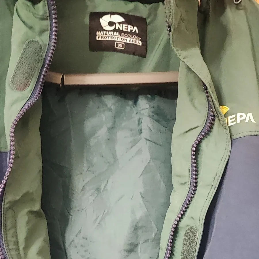 کاپشن بادگیر برند nepa