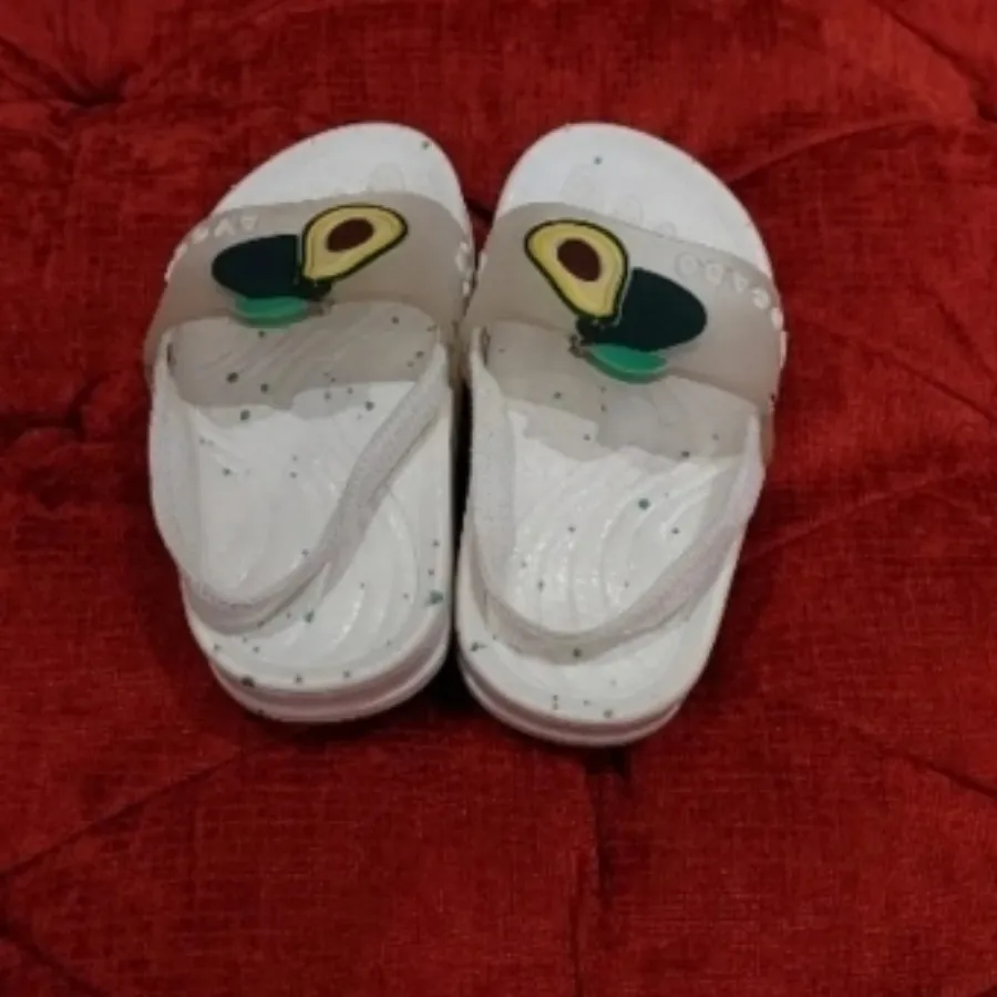 دمپایی نوزاد و کودک