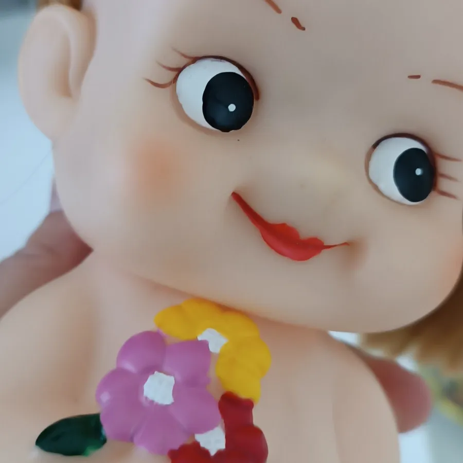 عروسک دخترملوس