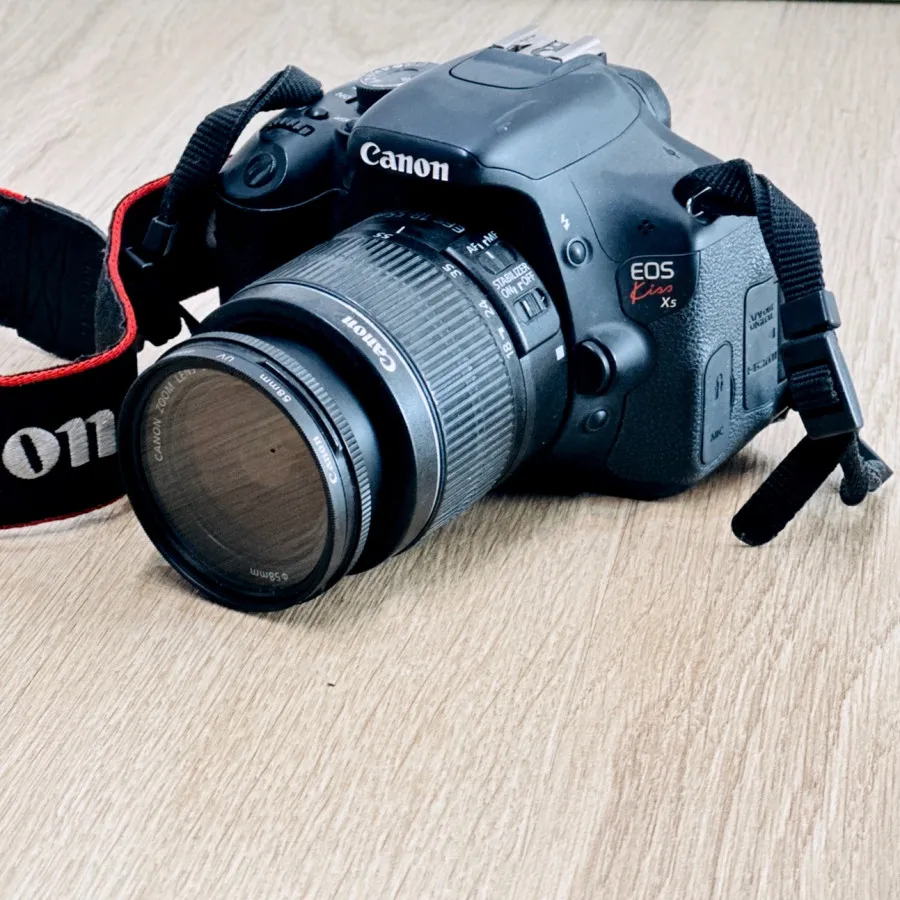 دوربین DSLR کانن