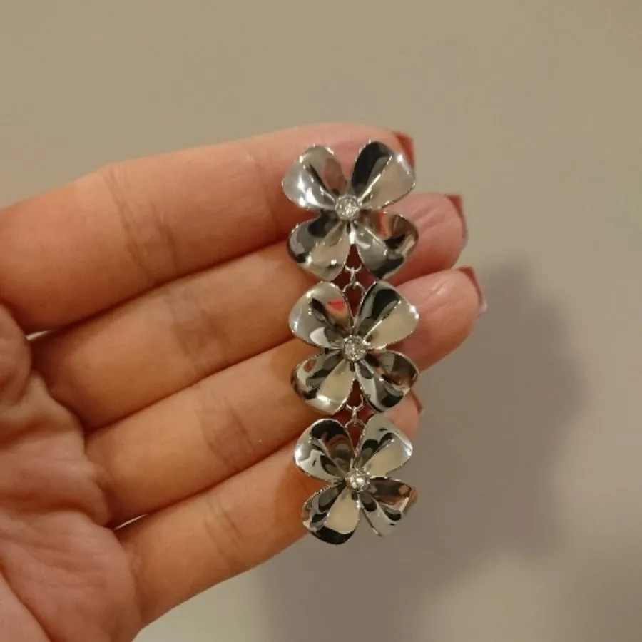 گوشواره برازوی