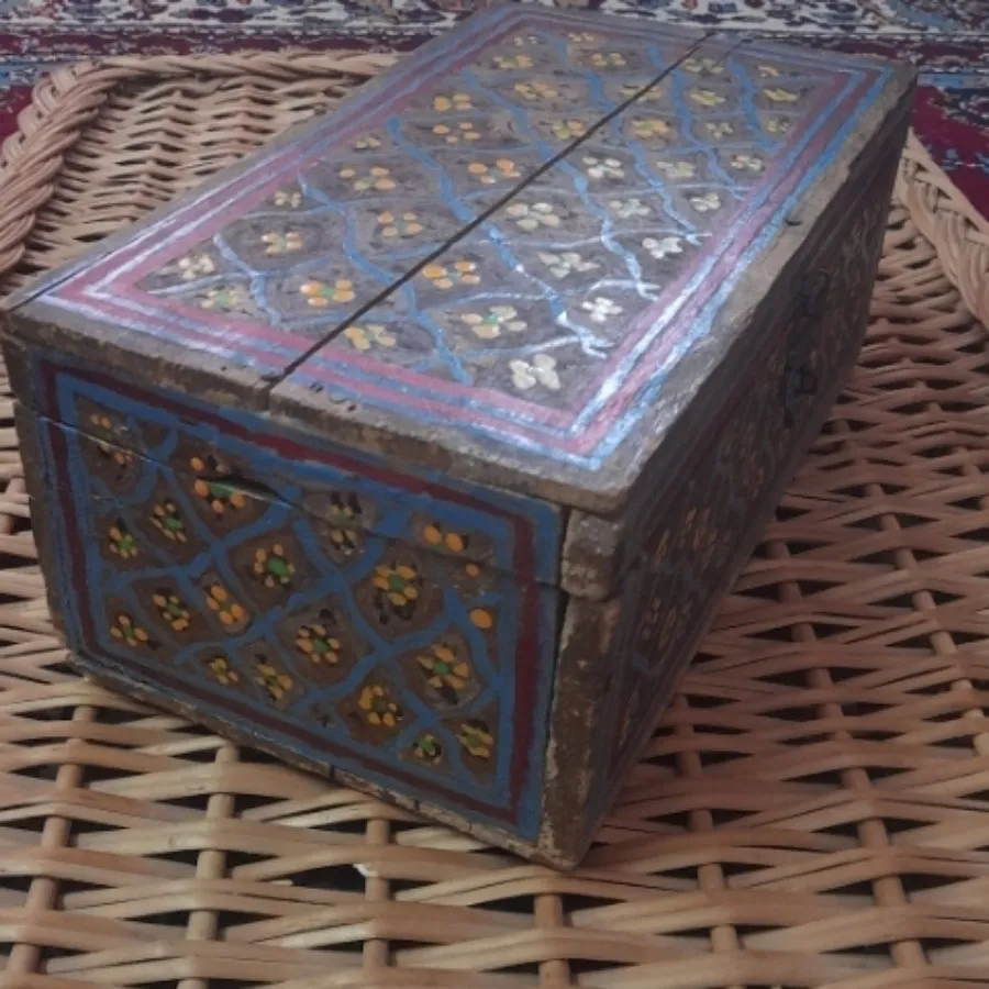 صندوق قدیمی