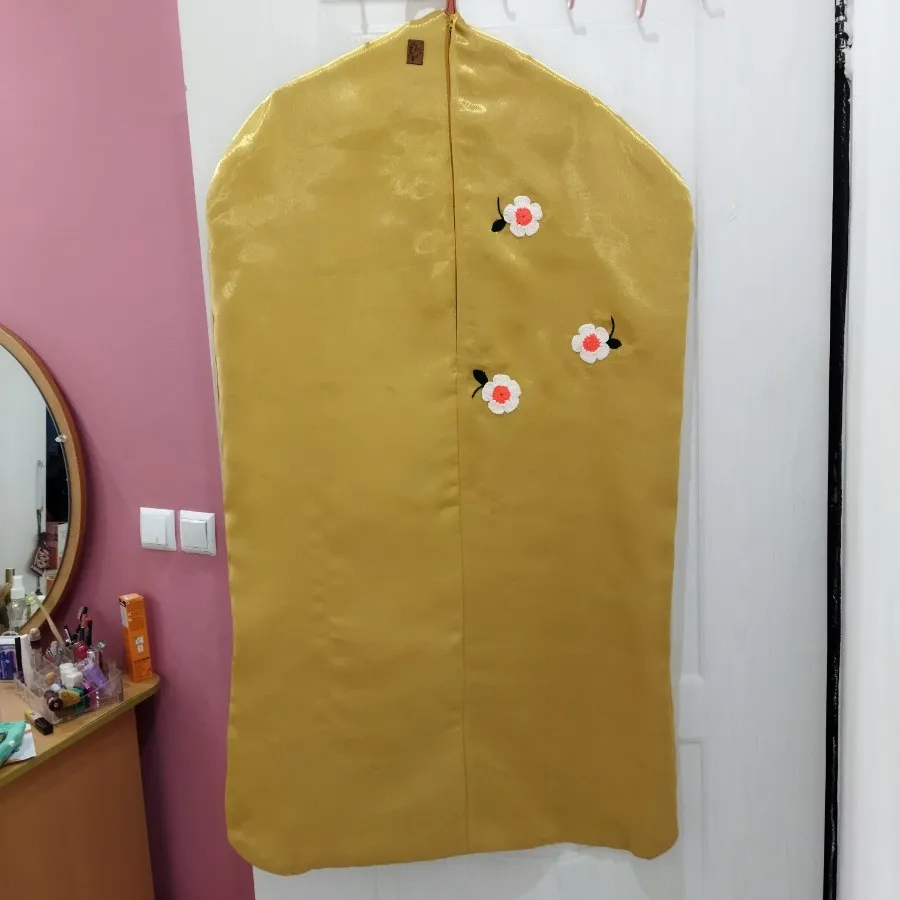 کاور لباس ساتن