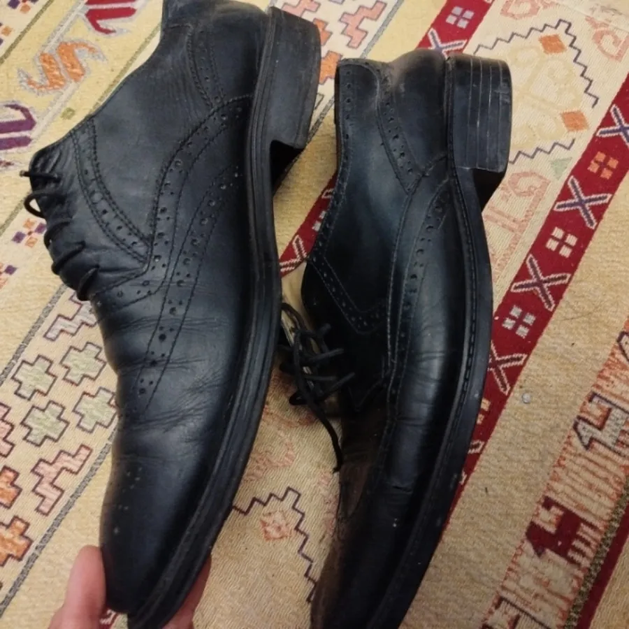 کفش مردانه بزرگ