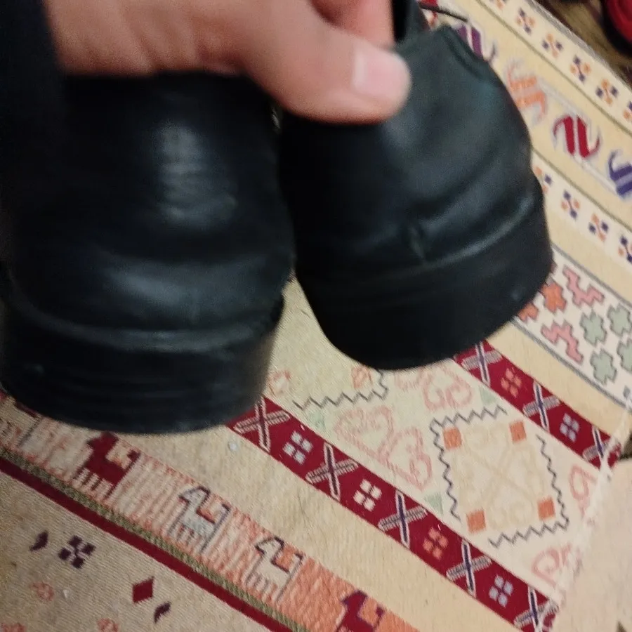 کفش مردانه بزرگ