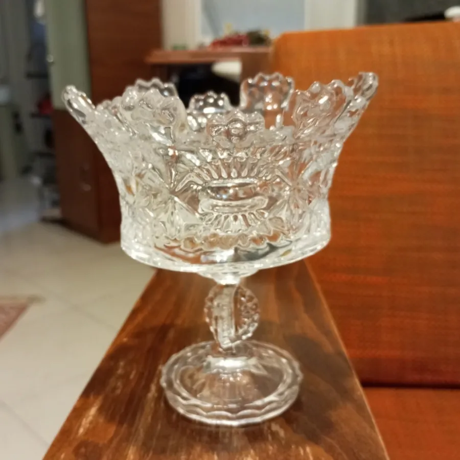 شکلات خوری پایه دار