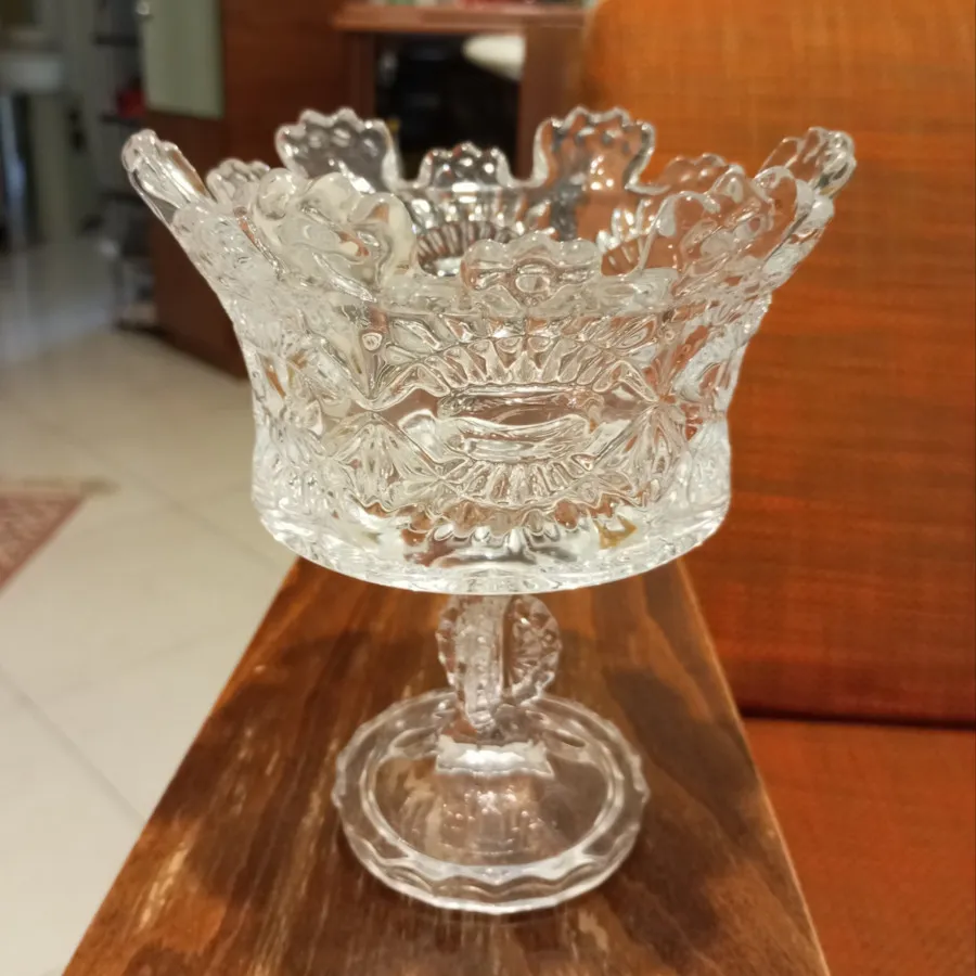 شکلات خوری پایه دار