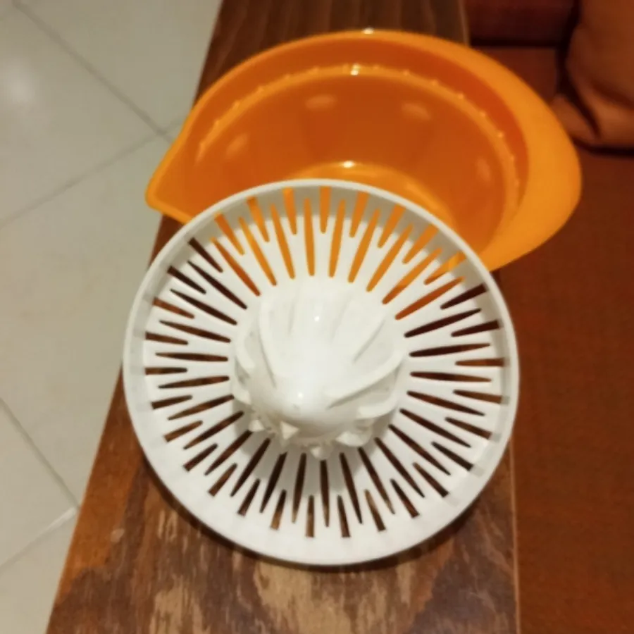 آبمیوه گیری نقلی