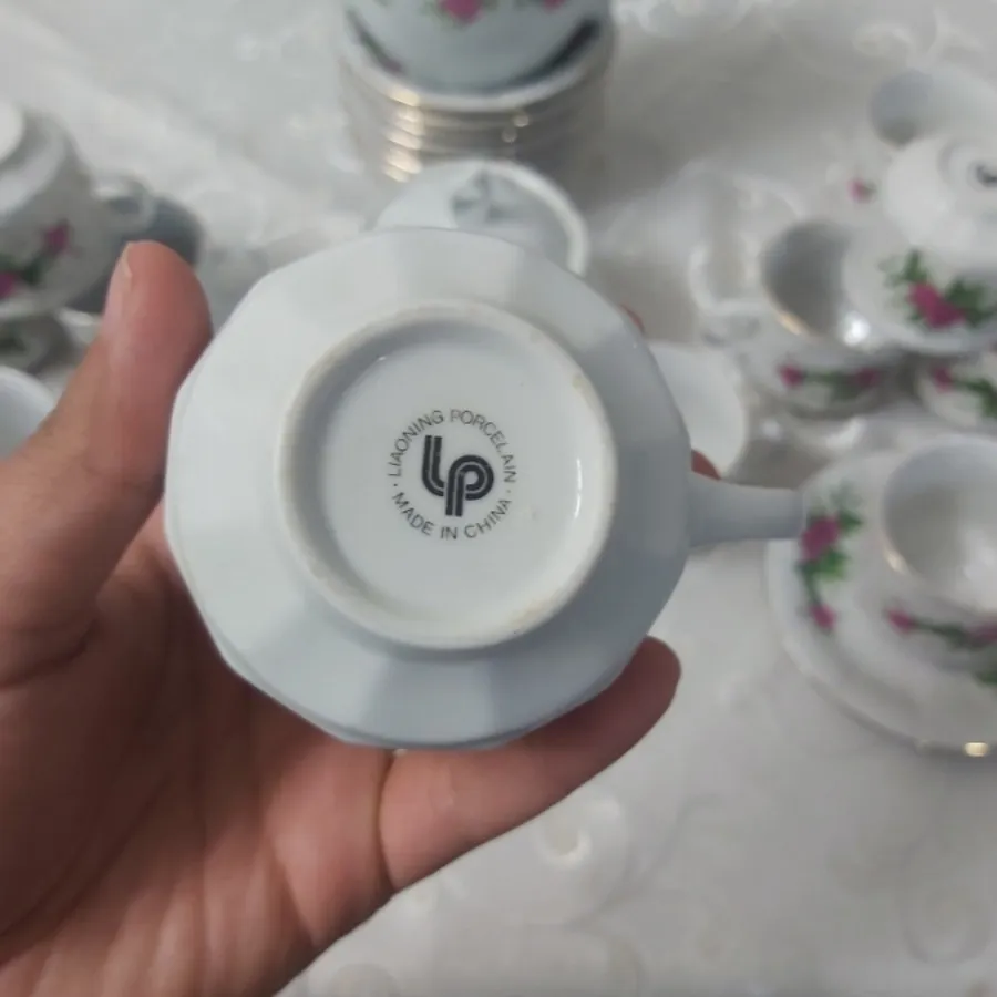 سرویس چای خوری گلسرخی