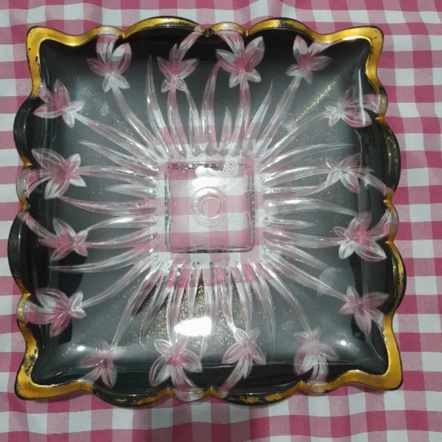 ظروف پذیرایی