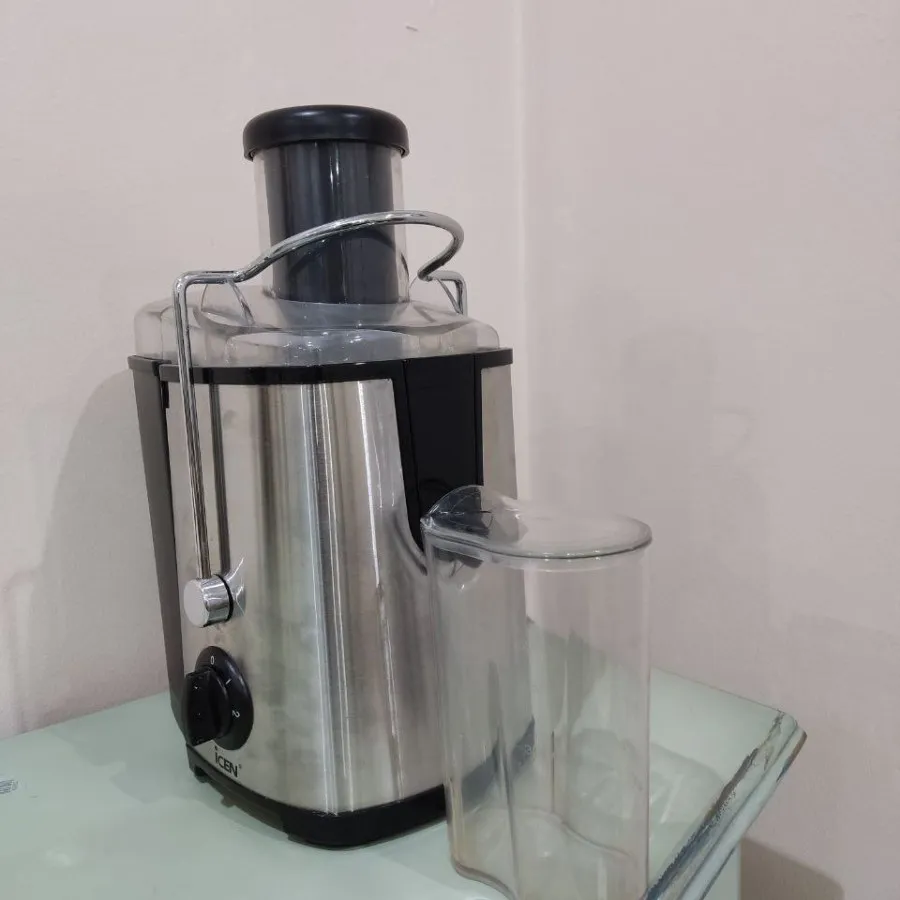 آبمیوه گیر