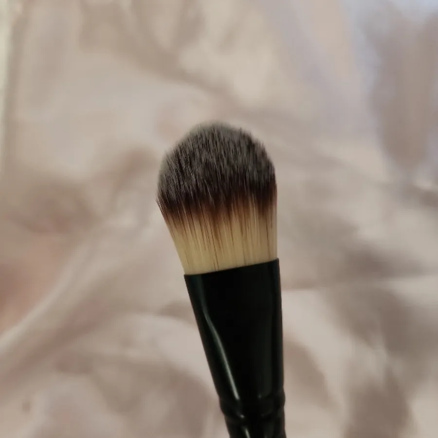 براش تخت کرم پودر Morphe
