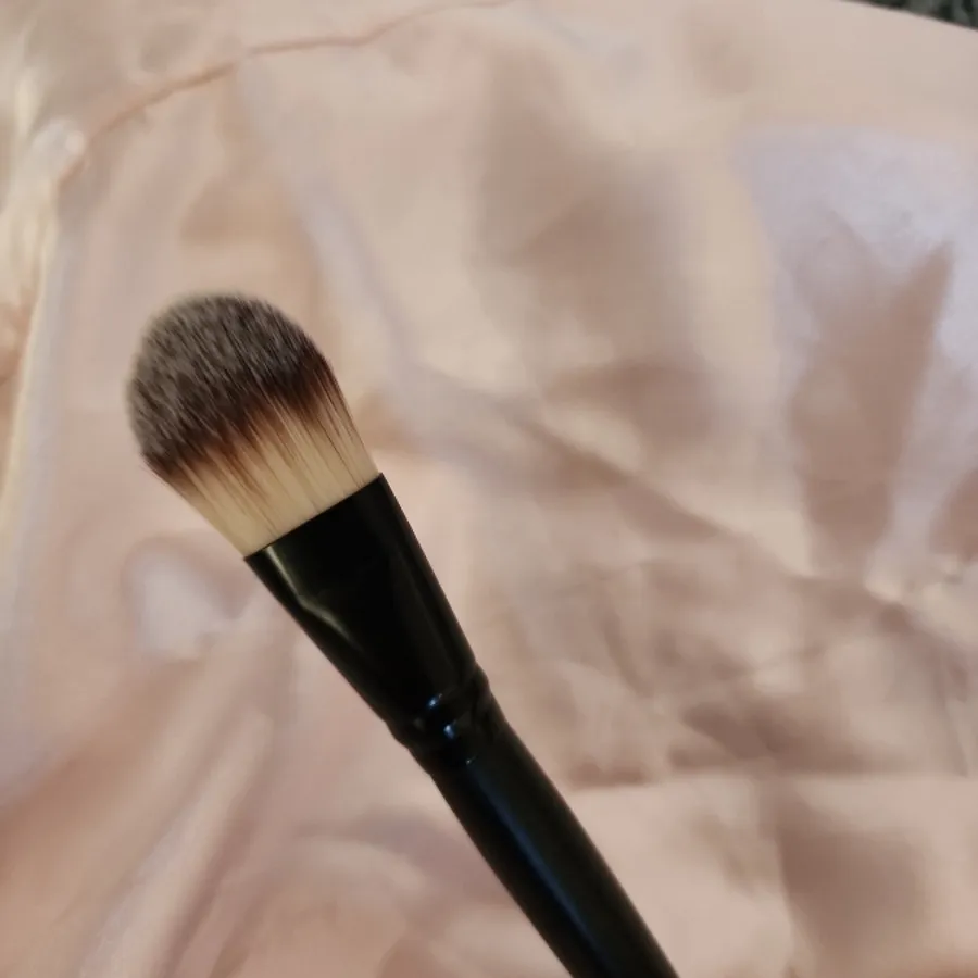 براش تخت کرم پودر Morphe
