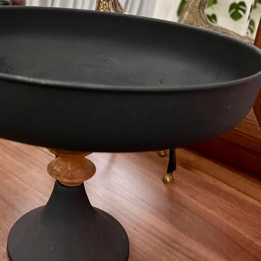 میوه خوری پایه دار