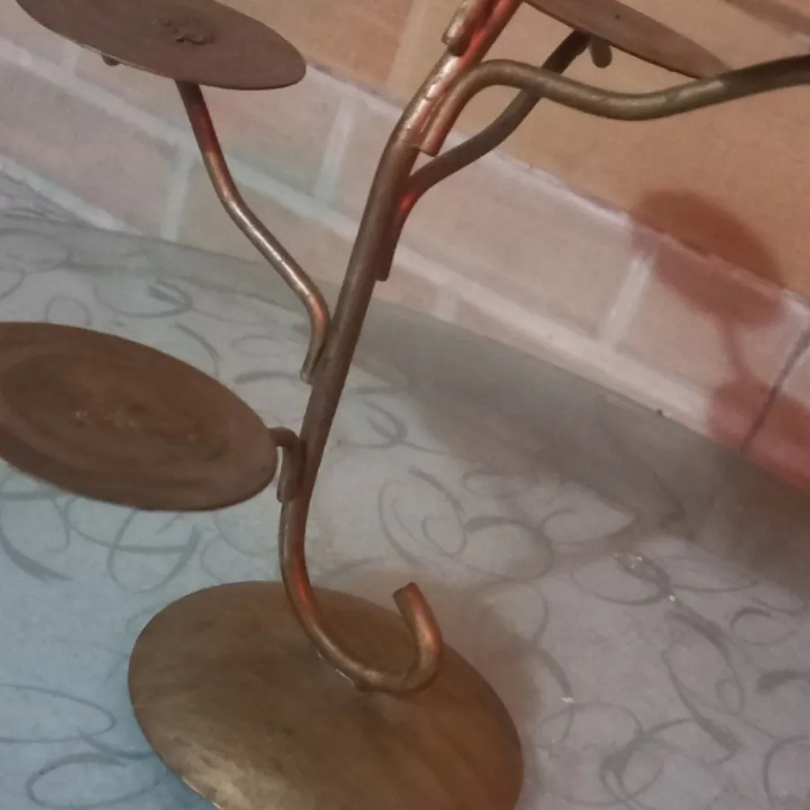 دکوری فلزی