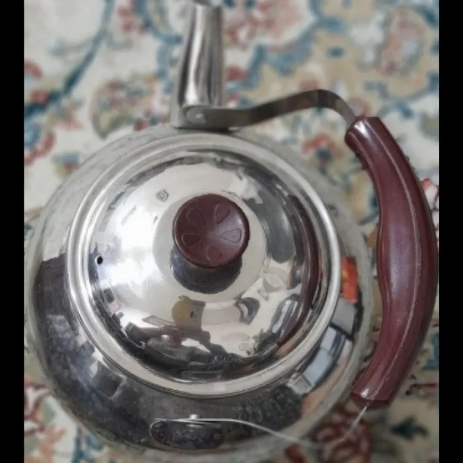 کتری استیل خیلی کم کارشده