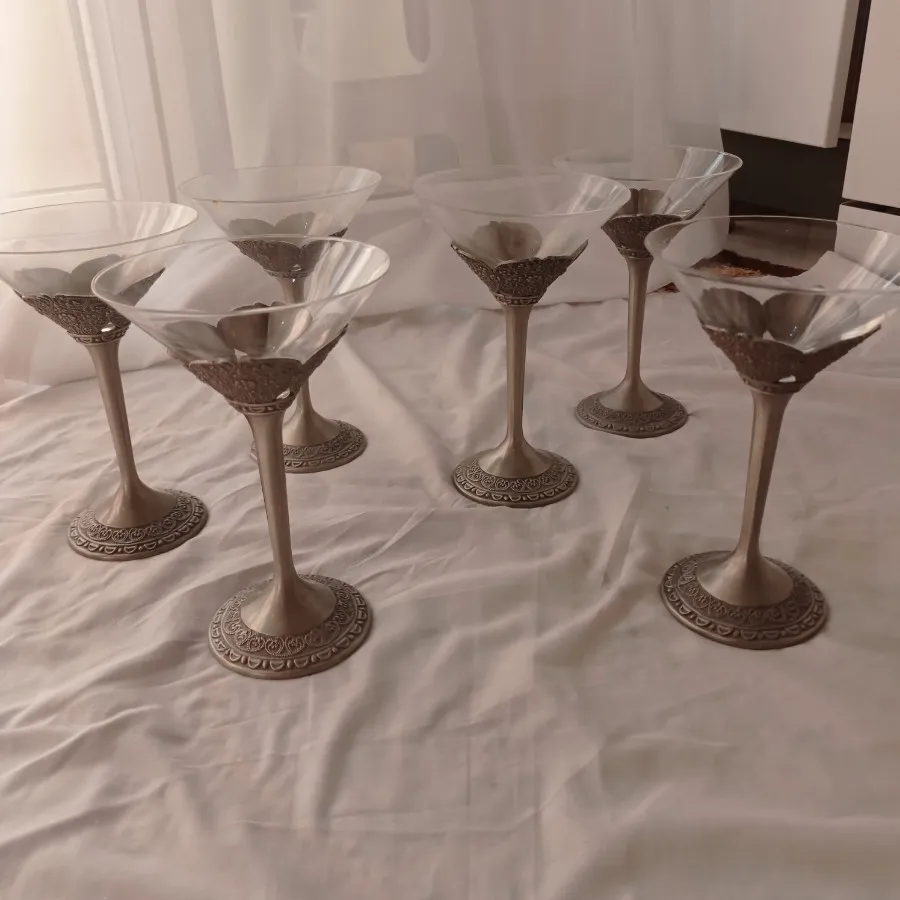 بستنی خوری پیوتر