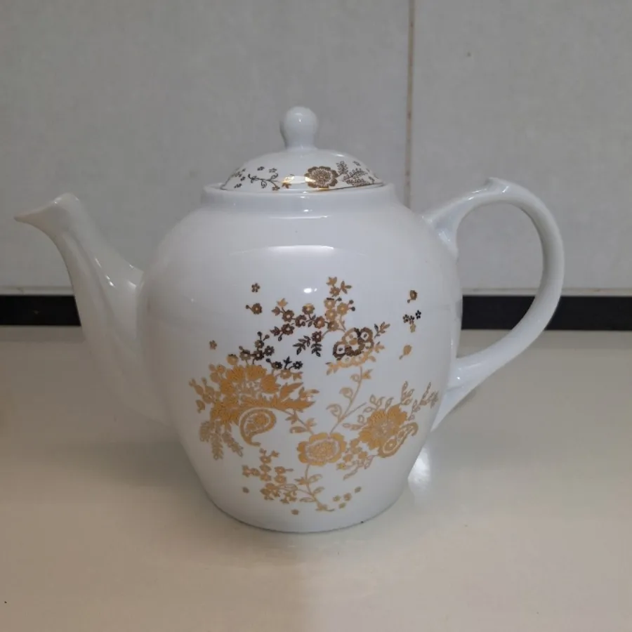 قوری چینی هییتی