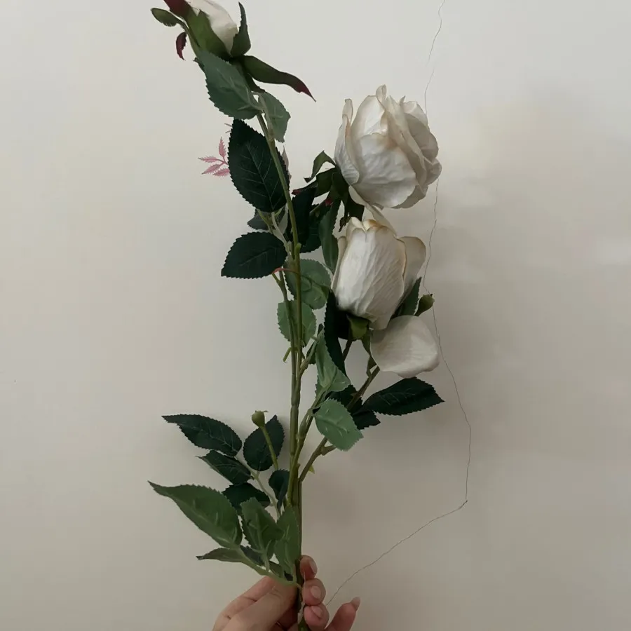 گل مصنوعی شاخه ای