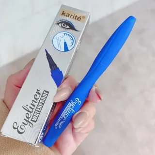 خط چشم ماژیکی آبی