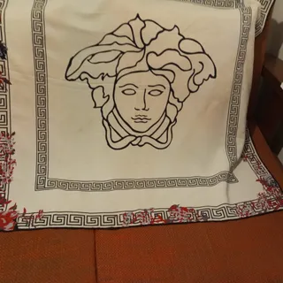 روسری ورساچه ابریشم